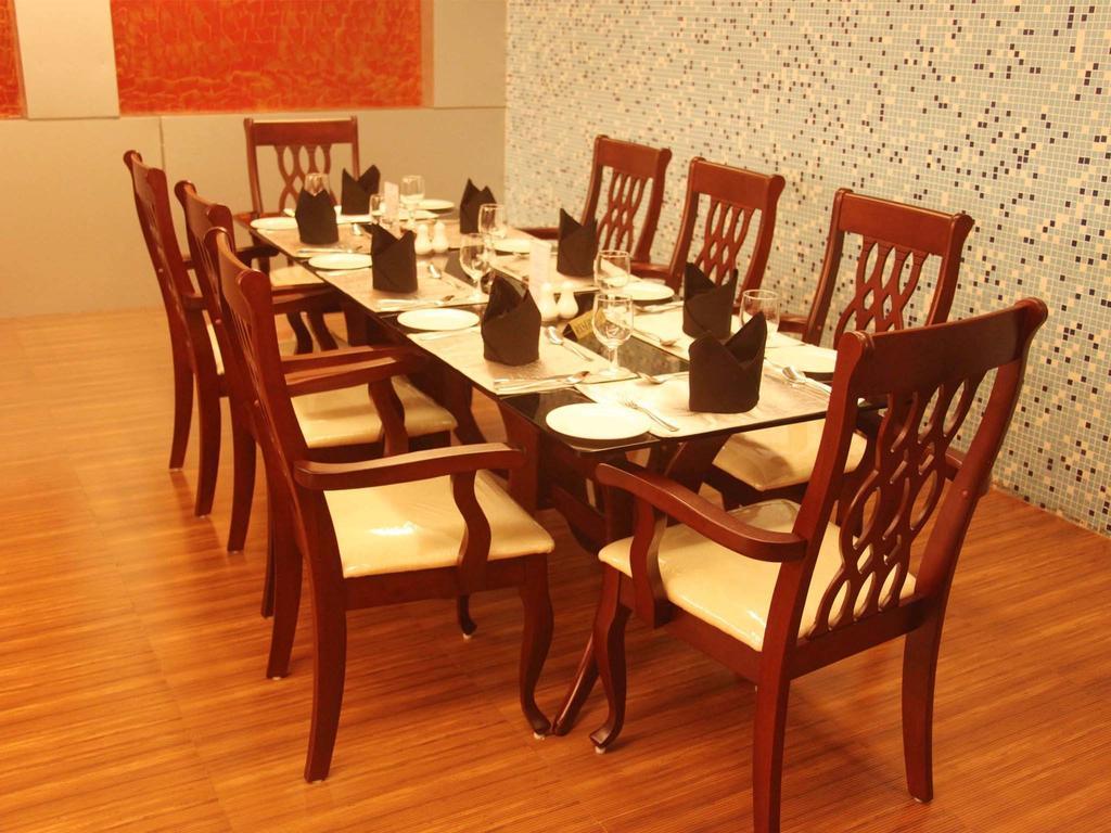 Saj Luciya -A Classified 4 Star Hotel Thiruvananthapuram Dış mekan fotoğraf