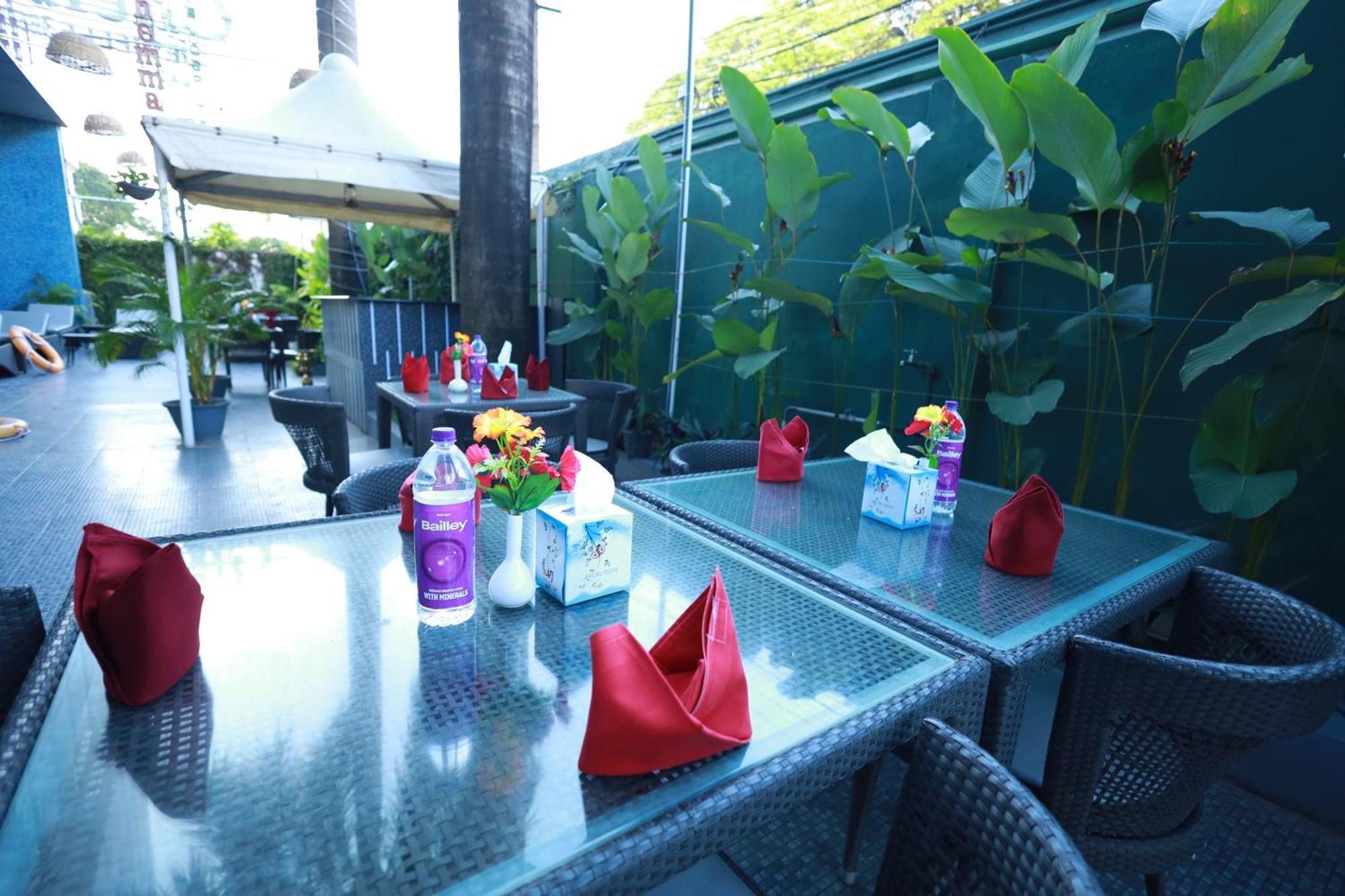Saj Luciya -A Classified 4 Star Hotel Thiruvananthapuram Dış mekan fotoğraf