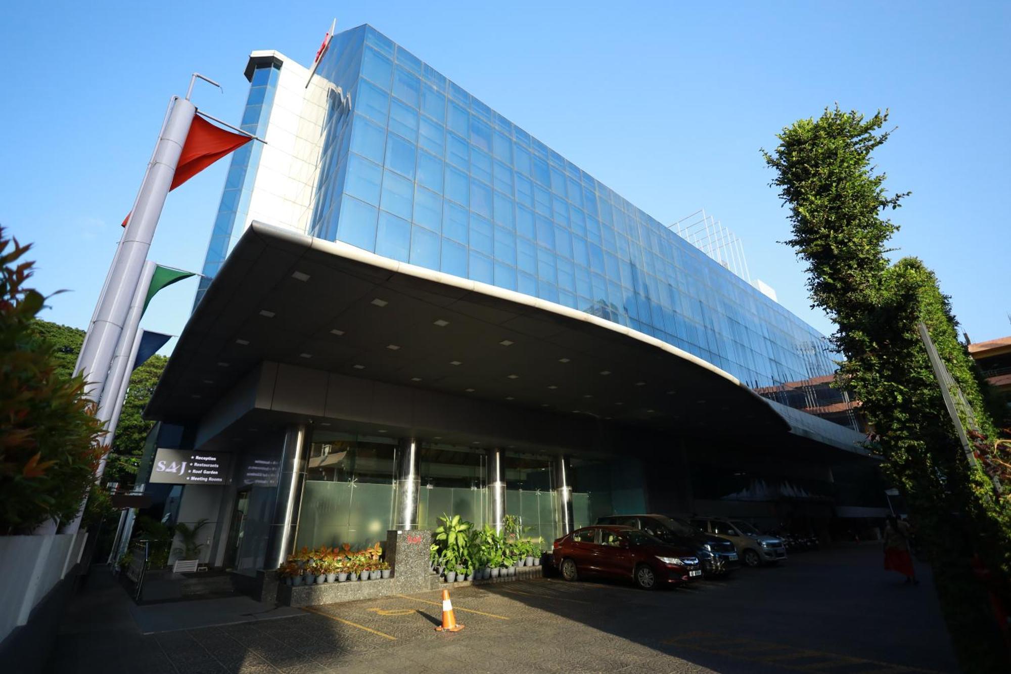 Saj Luciya -A Classified 4 Star Hotel Thiruvananthapuram Dış mekan fotoğraf