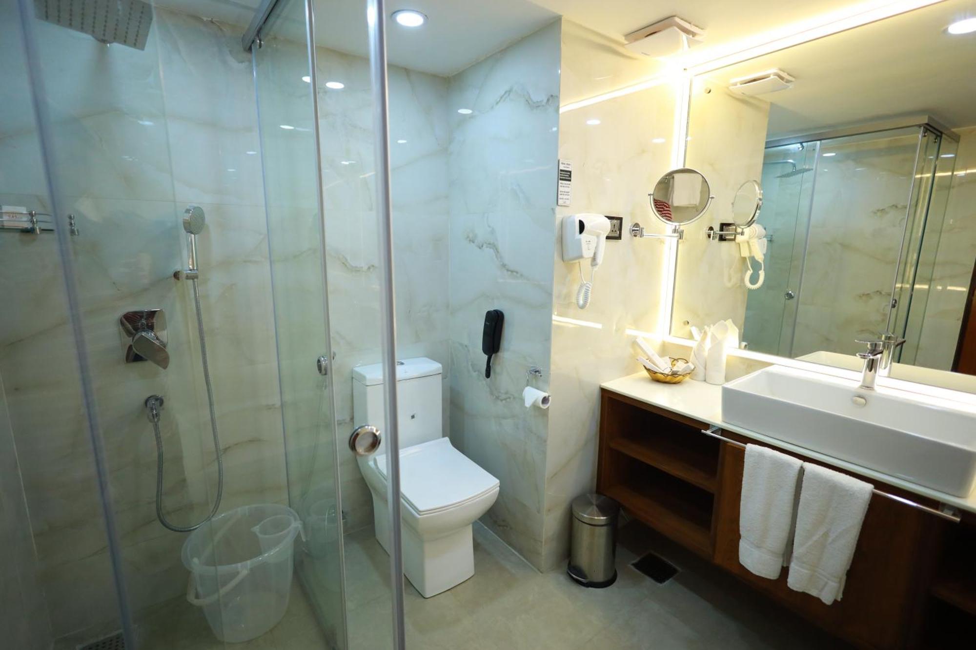 Saj Luciya -A Classified 4 Star Hotel Thiruvananthapuram Dış mekan fotoğraf